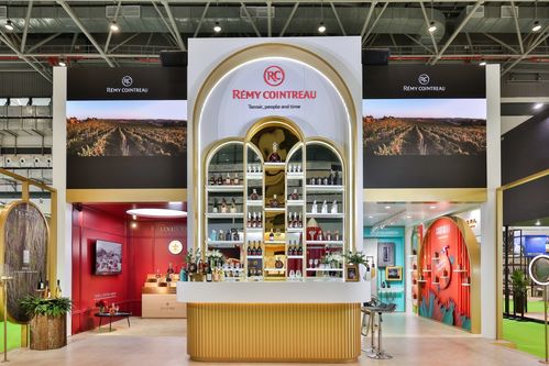 国际 国内食品亮相消博会 创意新品即将首发