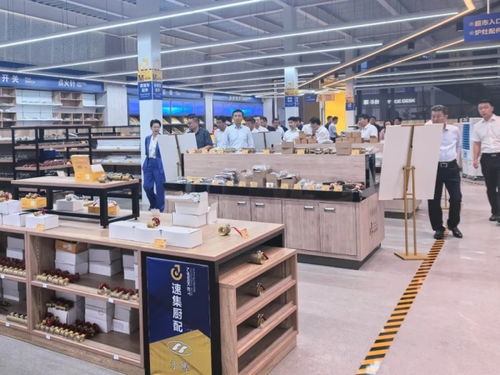 中国商用设施专委会走访山东京铂润 广东金佰格