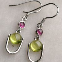 【【新款】天然绿橄榄纯银镀白金耳环 天然水晶耳坠 92纯银耳钩图片】【新款】天然绿橄榄纯银镀白金耳环 天然水晶耳坠 92纯银耳钩 - 东海县温泉镇福晶祥水晶制品厂