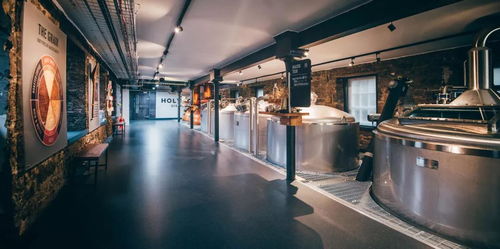 威士忌单桶存桶和铂金包,哪一个更有收藏投资价值